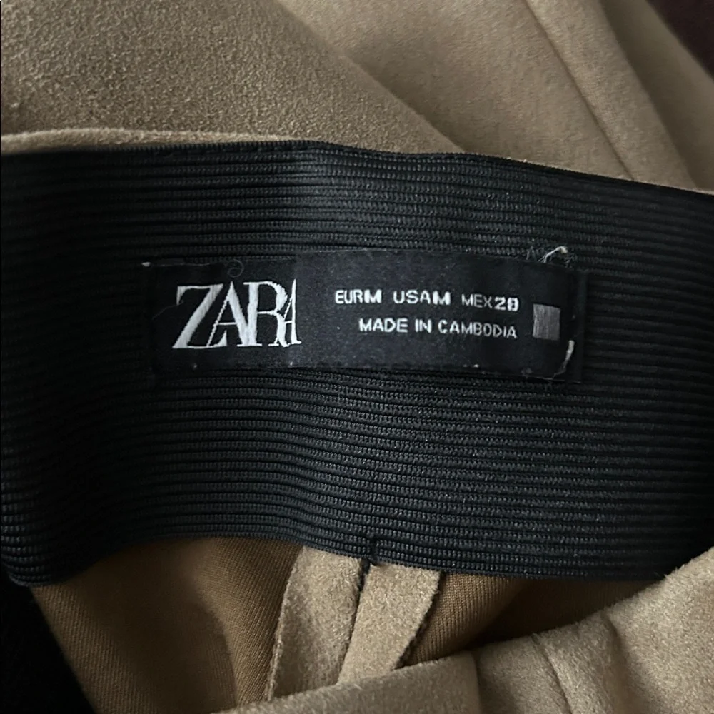 Zara Pants - Picture 3 of 3